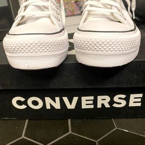 CONVERSE Leather platform Sneakers